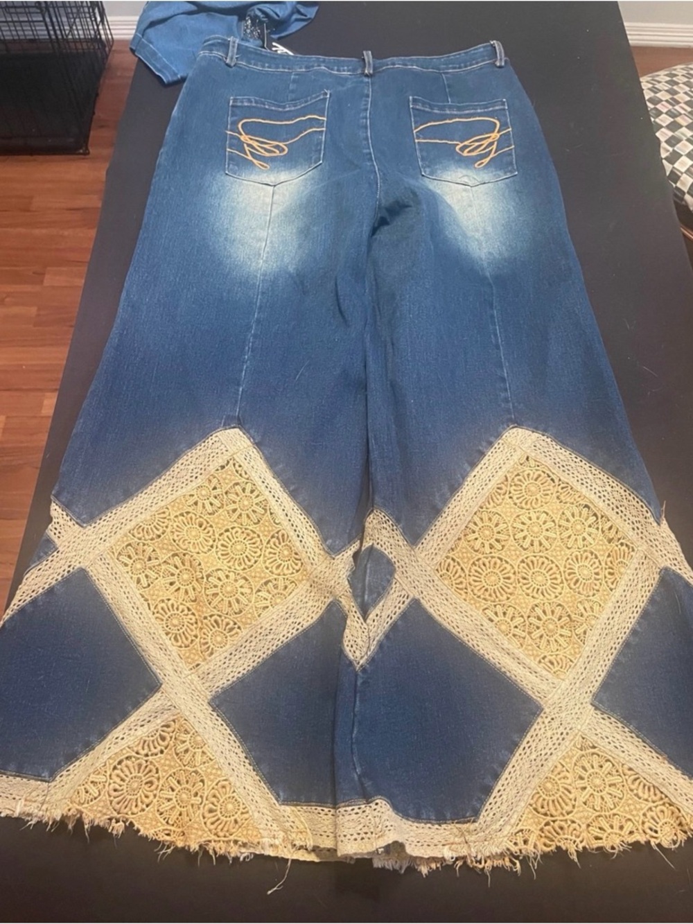 Jaded Gypsy Blue Wide-Leg Jeans with Cream Crochet Inset - Picture 4 of 4